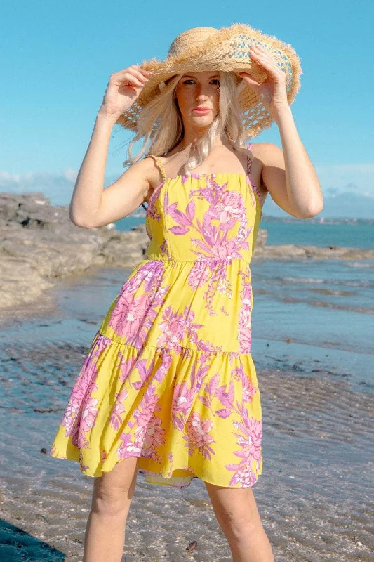 Mini dresses with abstract prints for an artistic look Karla Floral Mini Dress