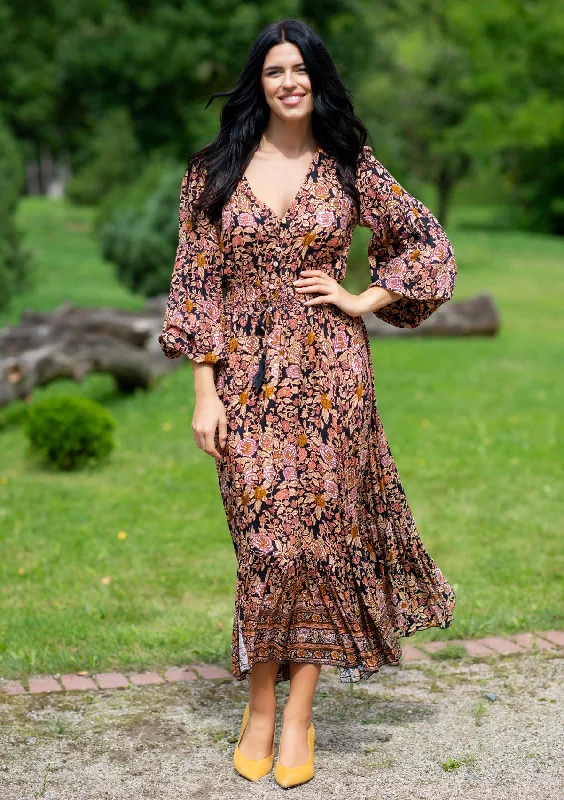 Midi dresses with gathered skirts for a full and flowing silhouette Simona Amber Gold Dress Midi dresses with gathered skirts for a full and flowing silhouette Simona Amber Gold Dress