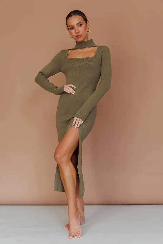 Velvet midi dresses in jewel tones for a glamorous winter event Get Acquainted Cut-Out Bust Midi Dress Olive Velvet midi dresses in jewel tones for a glamorous winter event Get Acquainted Cut-Out Bust Midi Dress Olive