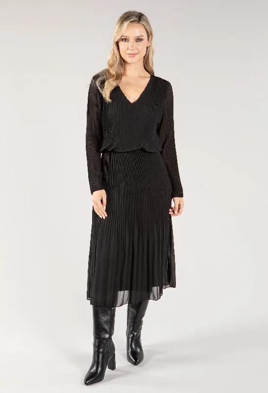 Midi dresses with denim fabric for a casual yet stylish day out Plisse Pleated Long Sleeve Pop Over Dress Midi dresses with denim fabric for a casual yet stylish day out Plisse Pleated Long Sleeve Pop Over Dress