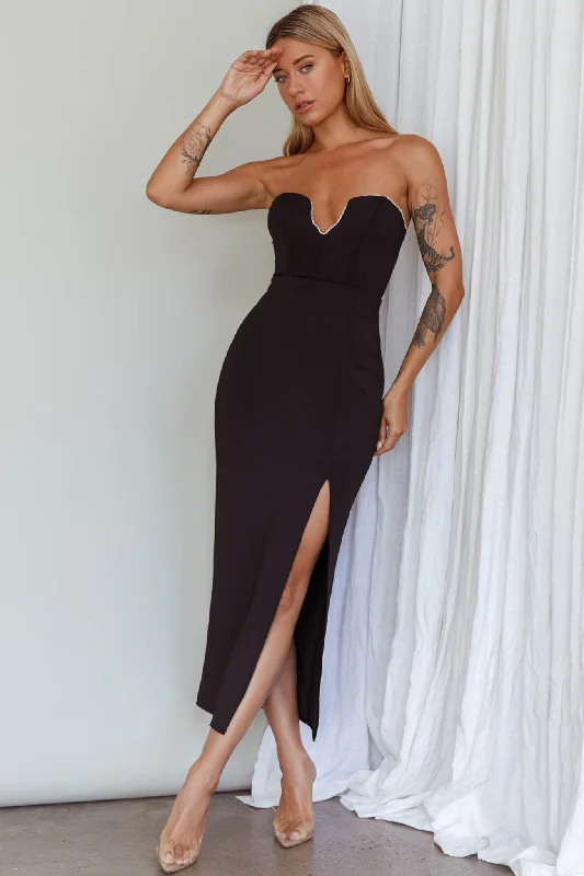 Midi dresses with asymmetric hems for a fashion - forward and dynamic appearance Mystic Diamante Neckline Midi Dress Black Midi dresses with asymmetric hems for a fashion - forward and dynamic appearance Mystic Diamante Neckline Midi Dress Black