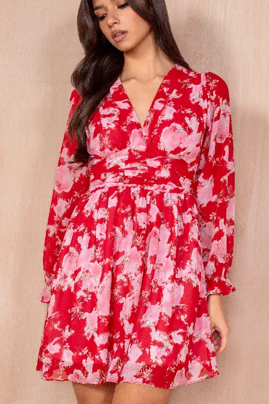 Mini dresses with V - necklines for a flattering shape Arizona Red Chiffon Print Dress Mini dresses with V - necklines for a flattering shape Arizona Red Chiffon Print Dress
