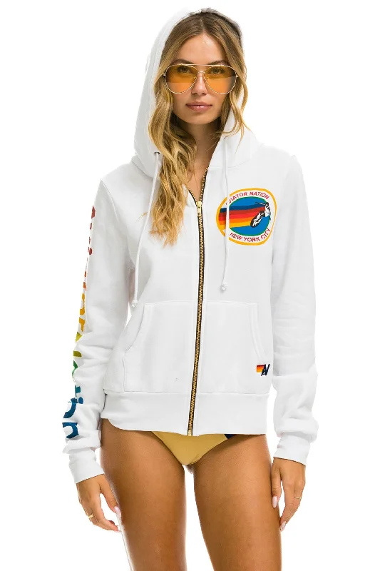 Women's oversized cropped hoodie with drawstrings for a trendy lookAVIATOR NATION NEW YORK CITY HOODIE - WHITE Women's oversized cropped hoodie with drawstrings for a trendy lookAVIATOR NATION NEW YORK CITY HOODIE - WHITE