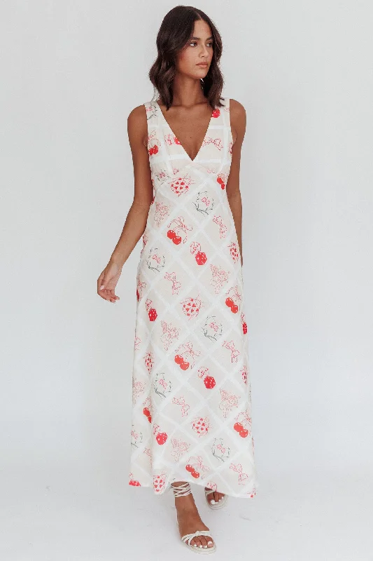 Little Black Women Dress with Sequins for a Glamorous Night OutCoucou V-Neckline Maxi Dress Print Beige Little Black Women Dress with Sequins for a Glamorous Night OutCoucou V-Neckline Maxi Dress Print Beige