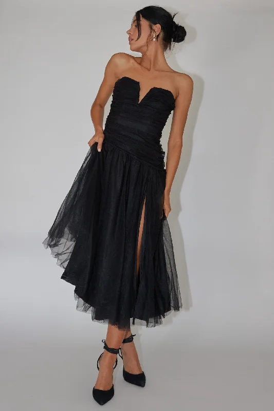 Ruffled Women Dress with Multiple Layers for a Playful and Girly StyleDaphnie Drop Waist Tulle Midi Dress Black Ruffled Women Dress with Multiple Layers for a Playful and Girly StyleDaphnie Drop Waist Tulle Midi Dress Black