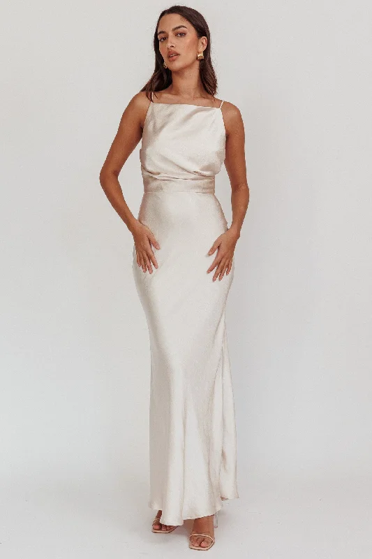 Plus Size Women Dress with a Flattering A - Line Cut for Comfort and StyleLaila Boat Neck Maxi Dress Stone Champagne Plus Size Women Dress with a Flattering A - Line Cut for Comfort and StyleLaila Boat Neck Maxi Dress Stone Champagne