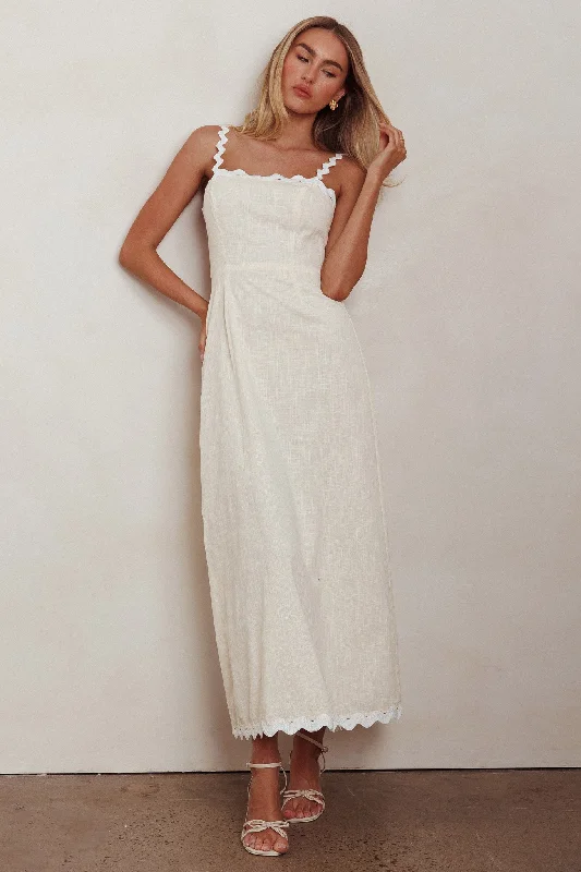Empire Waist Women Dress to Accentuate the Bust and Conceal the WaistMontego Bay Ric Rac Strap Maxi Dress Oat Empire Waist Women Dress to Accentuate the Bust and Conceal the WaistMontego Bay Ric Rac Strap Maxi Dress Oat