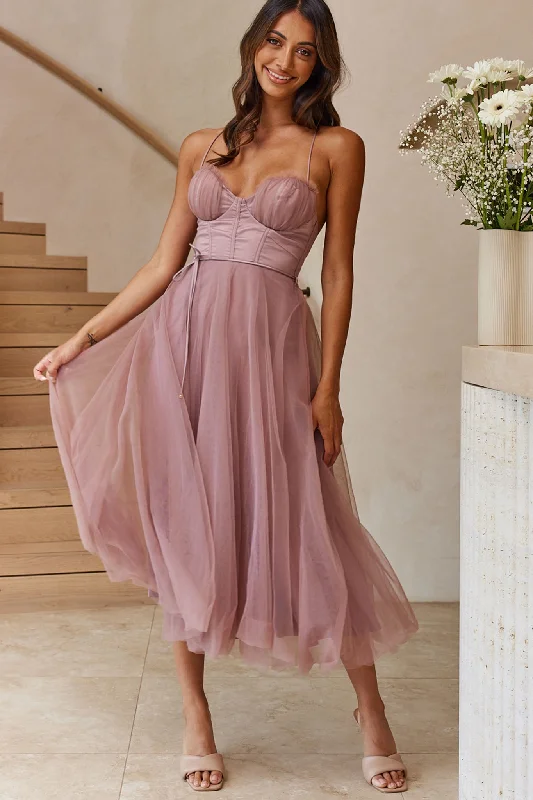 Sheath Women Dress with a Tailored Fit for a Professional LookSmitten Sweetheart Neckline Chiffon Midi Dress Rose Sheath Women Dress with a Tailored Fit for a Professional LookSmitten Sweetheart Neckline Chiffon Midi Dress Rose