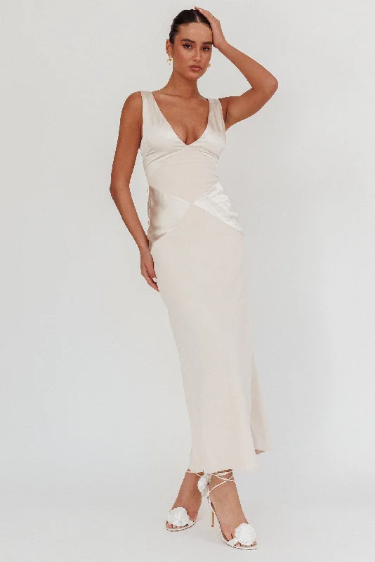 Sheath Women Dress with a Tailored Fit for a Professional LookSoul Fire V-Neck Maxi Dress Champagne Sheath Women Dress with a Tailored Fit for a Professional LookSoul Fire V-Neck Maxi Dress Champagne