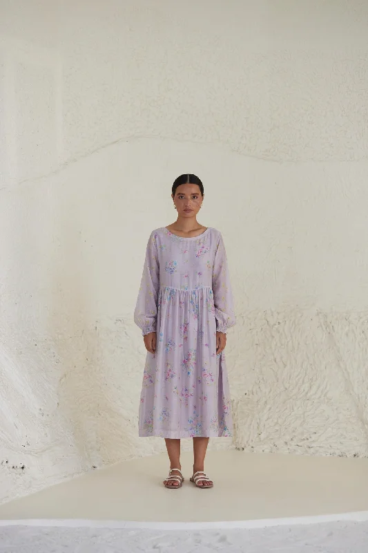 Empire Waist Women Dress to Accentuate the Bust and Conceal the Waist Empire Waist Women Dress to Accentuate the Bust and Conceal the Waist Dreamy Mauve Dress Empire Waist Women Dress to Accentuate the Bust and Conceal the Waist Empire Waist Women Dress to Accentuate the Bust and Conceal the Waist Dreamy Mauve Dress
