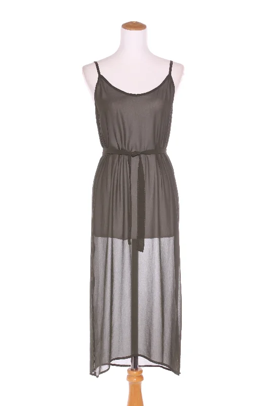 Maxi Women Dress with Floral Print for a Bohemian Vibe Maxi Women Dress with Floral Print for a Bohemian Vibe HARRÏE & SAM (NZ) Olive chiffon midi dress! 12 Maxi Women Dress with Floral Print for a Bohemian Vibe Maxi Women Dress with Floral Print for a Bohemian Vibe HARRÏE & SAM (NZ) Olive chiffon midi dress! 12