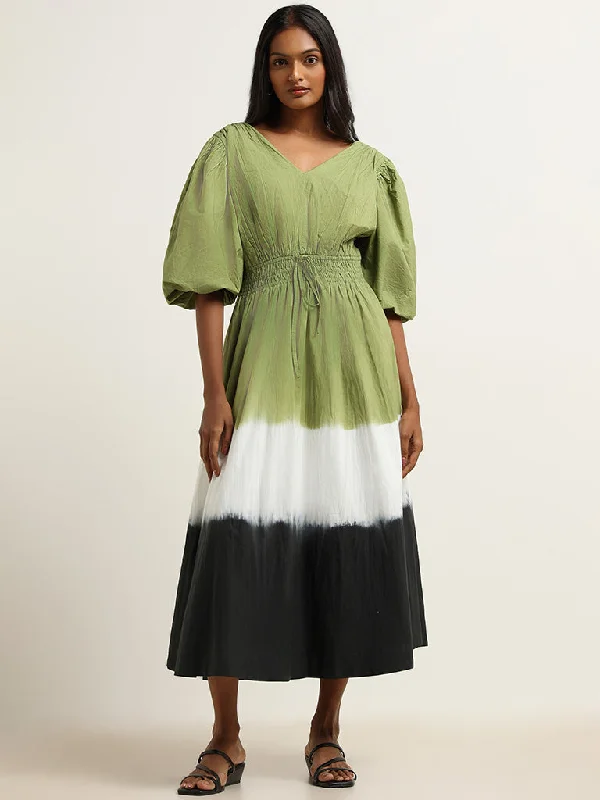 Strapless Women Dress with a Built - in Bra for Comfort and Support Strapless Women Dress with a Built - in Bra for Comfort and Support LOV Green Tie-Dye Cotton Maxi Dress Strapless Women Dress with a Built - in Bra for Comfort and Support Strapless Women Dress with a Built - in Bra for Comfort and Support LOV Green Tie-Dye Cotton Maxi Dress