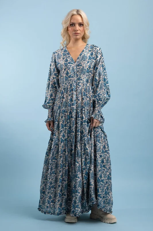 Satin maxi dresses with a high - low hem for a modern twistBriar Maxi Dress Blue Print Satin maxi dresses with a high - low hem for a modern twistBriar Maxi Dress Blue Print