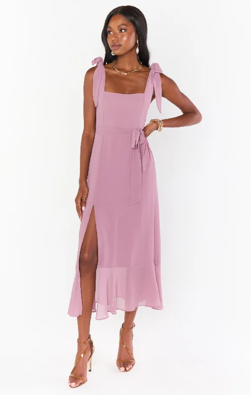 Maxi dresses with a paisley print for a classic and elegant styleClaire Midi Dress ~ Antique Rose Chiffon Maxi dresses with a paisley print for a classic and elegant styleClaire Midi Dress ~ Antique Rose Chiffon