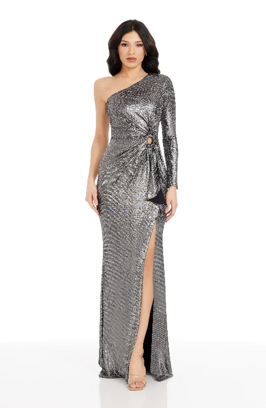 Leather maxi dresses for an edgy and bold appearanceSummer Gown