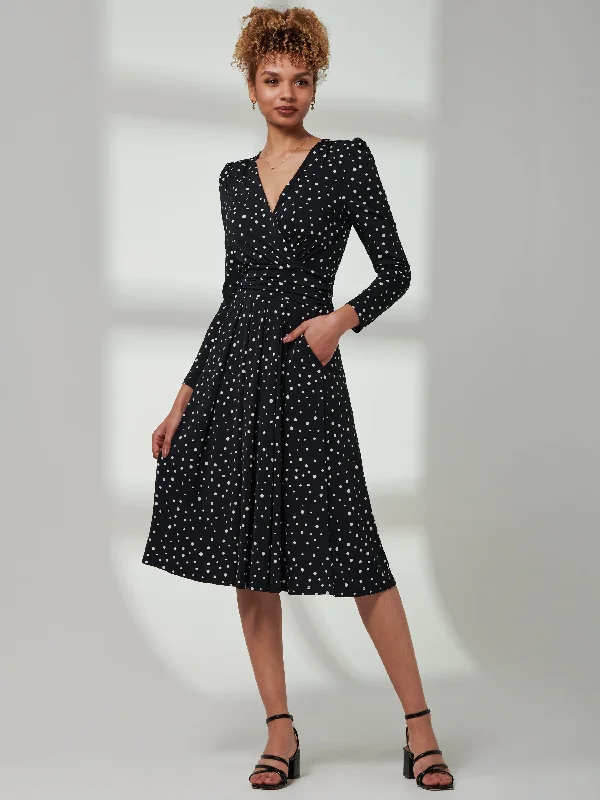 Maxi dresses with ribbed textures for a unique and tactile lookRafella Long Sleeve Midi Dress, Black Spot Maxi dresses with ribbed textures for a unique and tactile lookRafella Long Sleeve Midi Dress, Black Spot