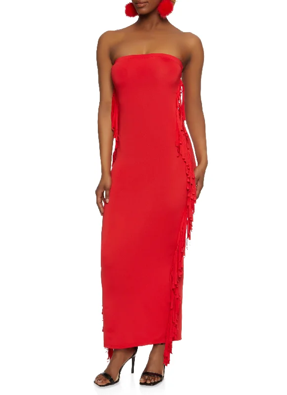 Maxi dresses with thin spaghetti straps for a delicate and feminine feelDaisy Fringe Side Maxi Tube Dress Maxi dresses with thin spaghetti straps for a delicate and feminine feelDaisy Fringe Side Maxi Tube Dress
