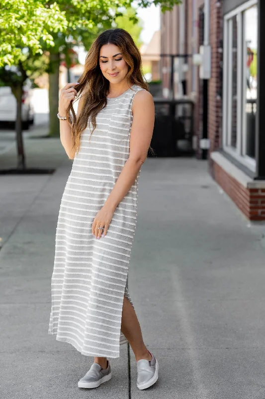 Scalloped Stripes Side Slit Maxi Dress