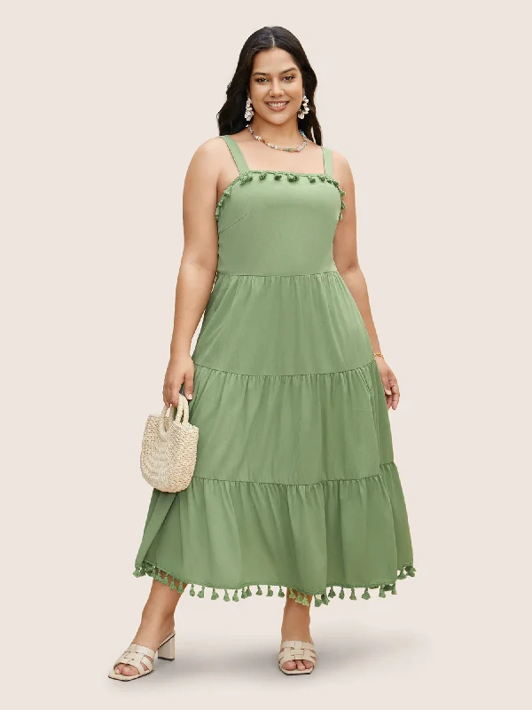 Solid Ruffle Layered Hem Tassel Trim Dress