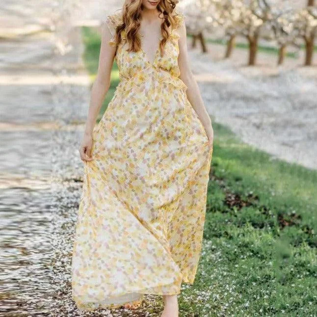Maxi dresses with off - the - shoulder styles for a romantic and breezy lookKittenAlarm - Stella V Neck Sleeveless Pattern Printed Dress Maxi dresses with off - the - shoulder styles for a romantic and breezy lookKittenAlarm - Stella V Neck Sleeveless Pattern Printed Dress