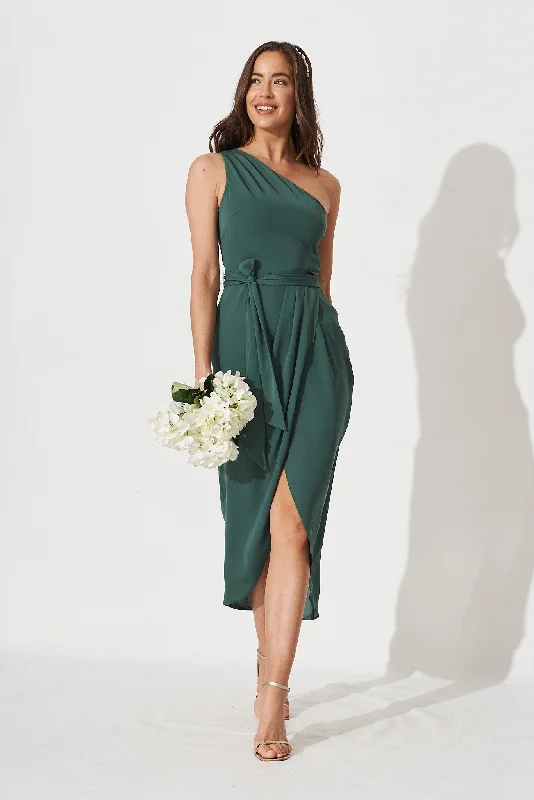 Midi dresses with denim fabric for a casual yet stylish day outAviana Dress In Green Midi dresses with denim fabric for a casual yet stylish day outAviana Dress In Green