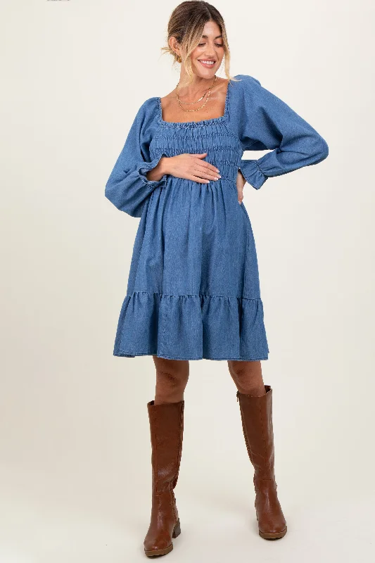 Midi dresses with animal prints for a bold and confident appearanceBlue Vintage Wash Chambray Smocked Maternity Midi Dress Midi dresses with animal prints for a bold and confident appearanceBlue Vintage Wash Chambray Smocked Maternity Midi Dress