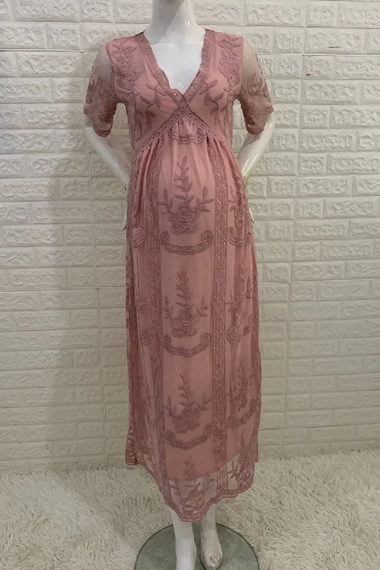 Midi dresses with bow accents for a sweet and charming lookChic Lace Short Sleeves Maternity Holiday Midi Dress Midi dresses with bow accents for a sweet and charming lookChic Lace Short Sleeves Maternity Holiday Midi Dress