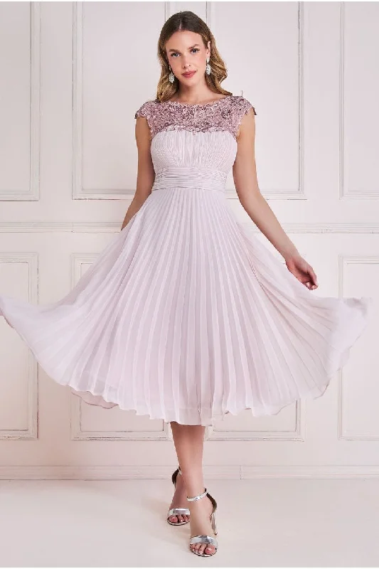 Midi dresses with printed lining for a hidden and stylish detailGoddiva Crochet & Pleated Top Midi - Blush Midi dresses with printed lining for a hidden and stylish detailGoddiva Crochet & Pleated Top Midi - Blush