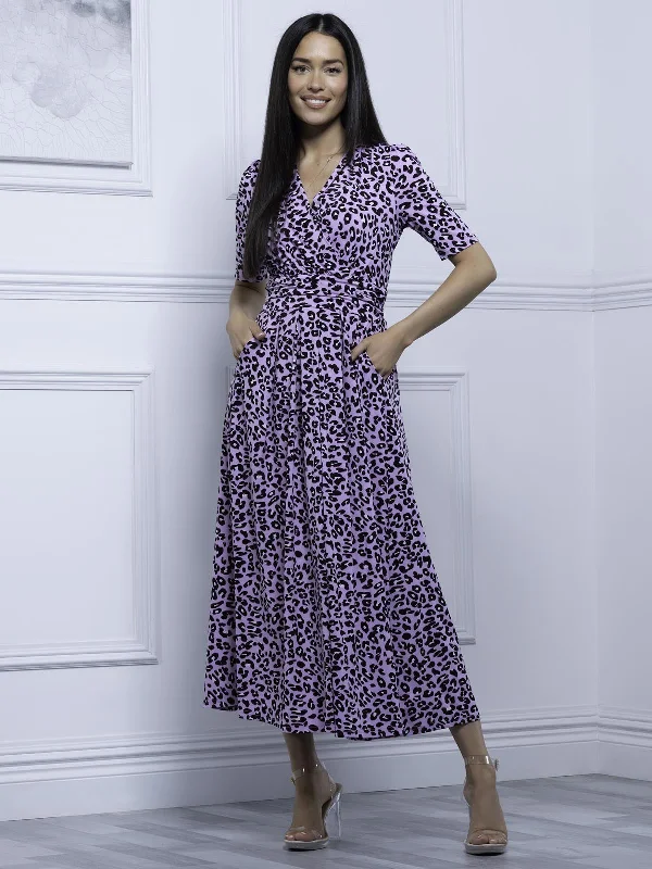Midi dresses with ruffled bodices for a more pronounced feminine lookJolie Moi Selene Printed Maxi Dress, Light Pink Midi dresses with ruffled bodices for a more pronounced feminine lookJolie Moi Selene Printed Maxi Dress, Light Pink