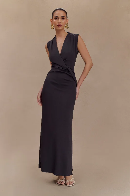 Midi dresses with V - necklines for a flattering and elongating effectLorelei Crepe Twist Midi Dress - Dark Charcoal Midi dresses with V - necklines for a flattering and elongating effectLorelei Crepe Twist Midi Dress - Dark Charcoal