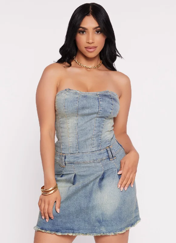 Button - fly women jeans with a traditional touchStrapless Pleated Denim Mini Dress