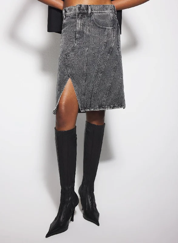 Bootcut women jeans to complement various shoe styleswashed black spiral denim skirt Bootcut women jeans to complement various shoe styleswashed black spiral denim skirt