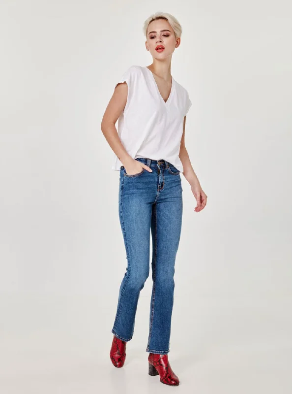 Women's wide - leg dress pants Bootcut women jeans to complement various shoe styles ALICE-RCB High Rise Flare Jeans - Rugged Classic Blue Women's wide - leg dress pants Bootcut women jeans to complement various shoe styles ALICE-RCB High Rise Flare Jeans - Rugged Classic Blue