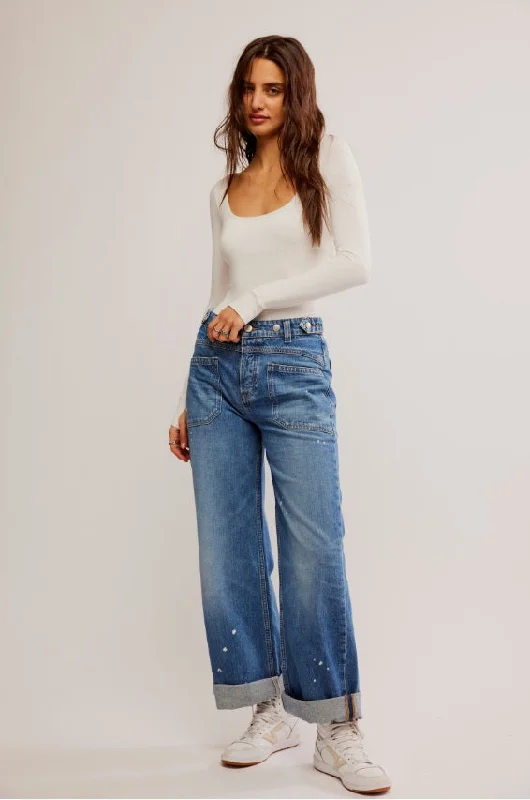 Women's sequined party pants Mom jeans for a nostalgic and casual look Palmer Cuffed Jean Women's sequined party pants Mom jeans for a nostalgic and casual look Palmer Cuffed Jean