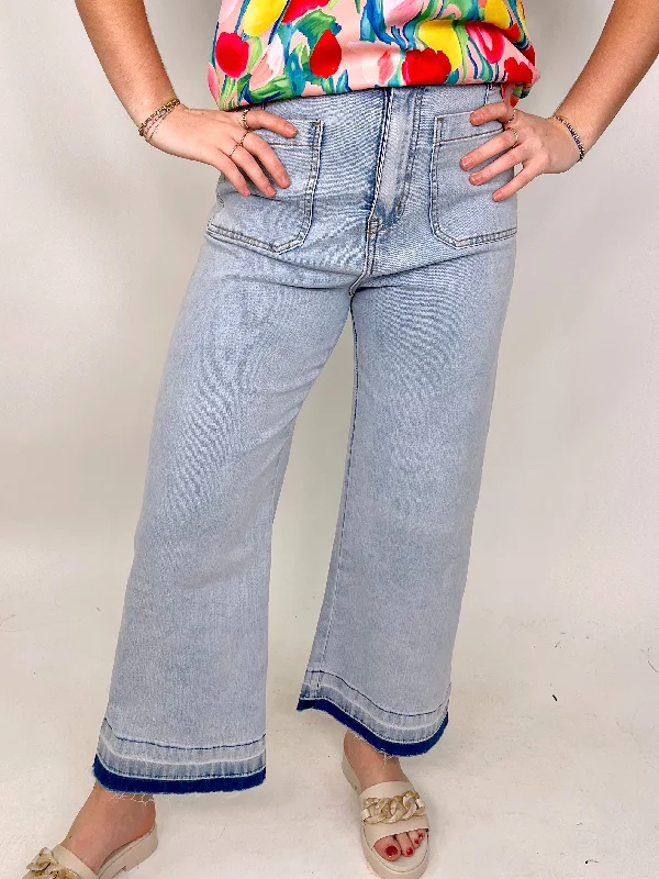 Women's two - piece pant set Ripped women jeans for a rebellious and fashion - forward style The Anniston Jeans Women's two - piece pant set Ripped women jeans for a rebellious and fashion - forward style The Anniston Jeans