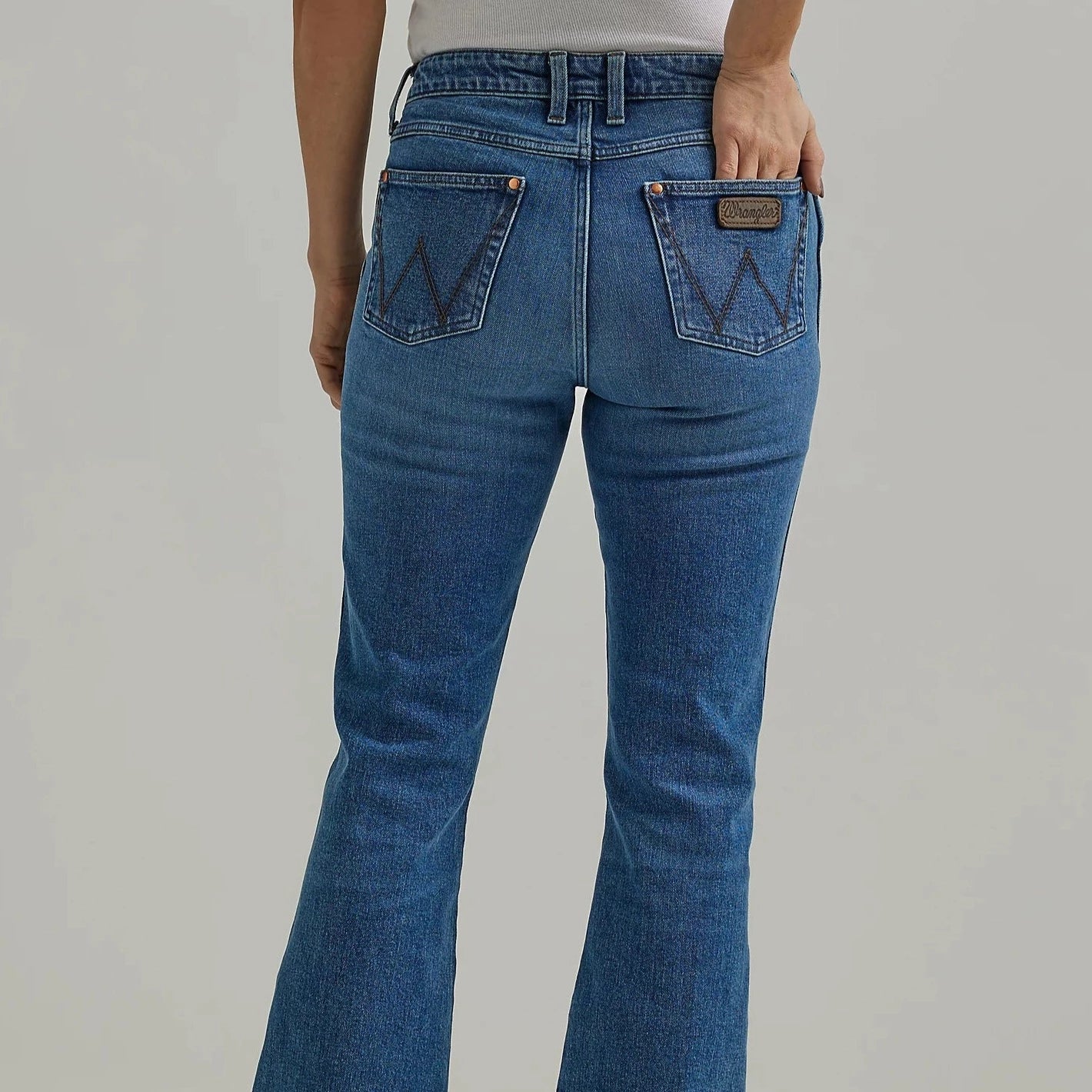 Women's wide - leg dress pants Bootcut women jeans to complement various shoe styles Wrangler Retro Women's Bailey High Rise Trouser in Bessie Women's wide - leg dress pants Bootcut women jeans to complement various shoe styles Wrangler Retro Women's Bailey High Rise Trouser in Bessie
