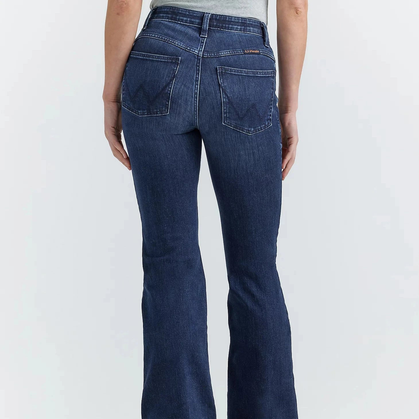 Women's long - sleeve jumpsuit pants Straight - leg women jeans with a classic and timeless appeal Wrangler Women's Willow Ultimate Riding Trouser Jean in Sloane Women's long - sleeve jumpsuit pants Straight - leg women jeans with a classic and timeless appeal Wrangler Women's Willow Ultimate Riding Trouser Jean in Sloane