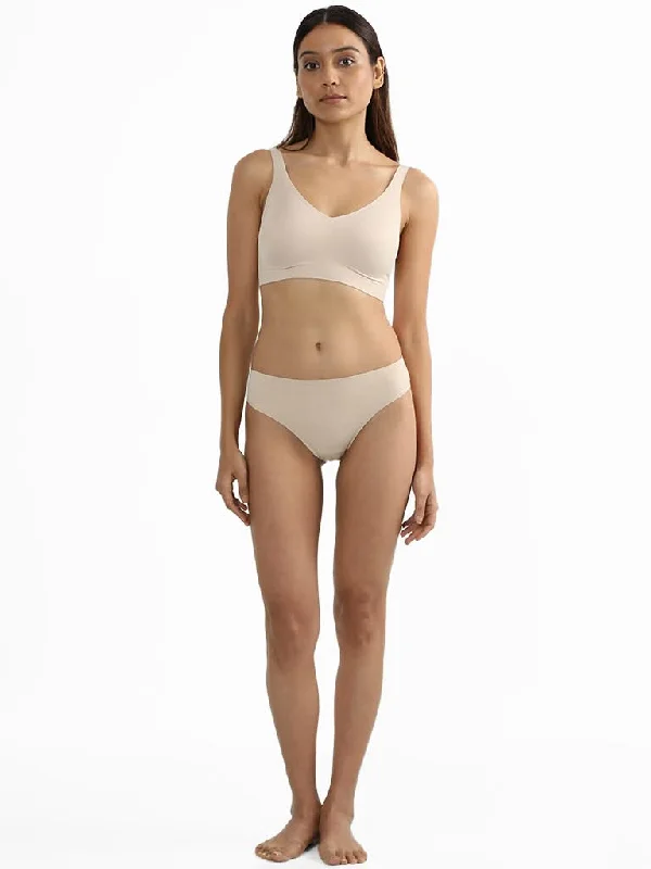 Women's pants with adjustable cuffs Dark - wash women jeans for a sophisticated and slimming effect Wunderlove Invisible Nude Flock Brief Women's pants with adjustable cuffs Dark - wash women jeans for a sophisticated and slimming effect Wunderlove Invisible Nude Flock Brief