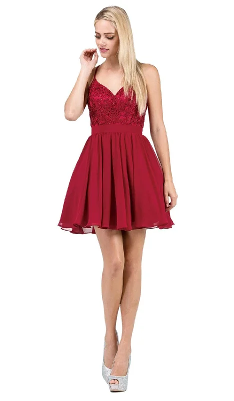 Sleeveless cocktail dresses in a silk - blend fabric for a luxurious feelDancing Queen - 3088 Lace Embroidered Beaded Applique Cocktail Dress Sleeveless cocktail dresses in a silk - blend fabric for a luxurious feelDancing Queen - 3088 Lace Embroidered Beaded Applique Cocktail Dress