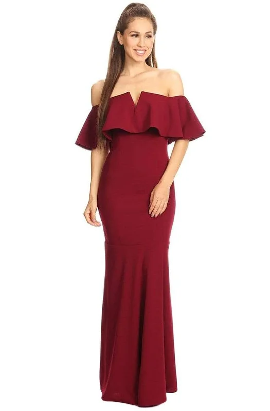 Cotton wedding guest dresses with smocked details for a casual weddingEureka Fashion - 2102 Off-Shoulder Trumpet Dress Cotton wedding guest dresses with smocked details for a casual weddingEureka Fashion - 2102 Off-Shoulder Trumpet Dress
