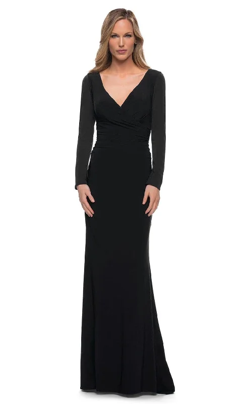 Sequined wedding guest dresses for an evening weddingLa Femme - 29924 Fitted Sheath Evening Dress Sequined wedding guest dresses for an evening weddingLa Femme - 29924 Fitted Sheath Evening Dress