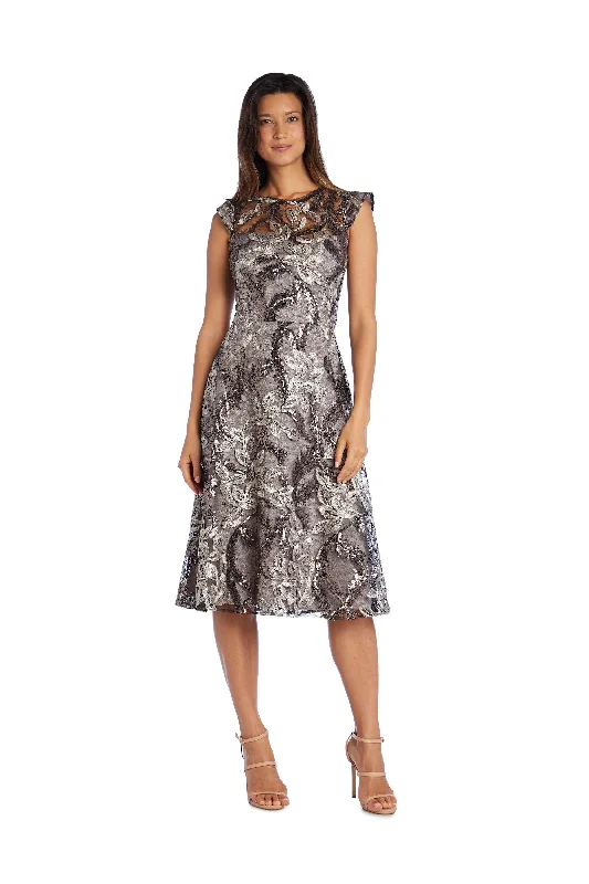 A - line cocktail dresses with floral embroidery for spring partiesR&M Richards 5524 Short Mother Of The Bride Dress Sale A - line cocktail dresses with floral embroidery for spring partiesR&M Richards 5524 Short Mother Of The Bride Dress Sale