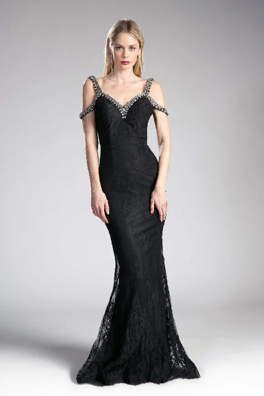 Mermaid - cut formal dresses in satin for a glamorous prom nightCinderella Divine - Embellished Strappy V-neck Lace Fitted Dress Mermaid - cut formal dresses in satin for a glamorous prom nightCinderella Divine - Embellished Strappy V-neck Lace Fitted Dress