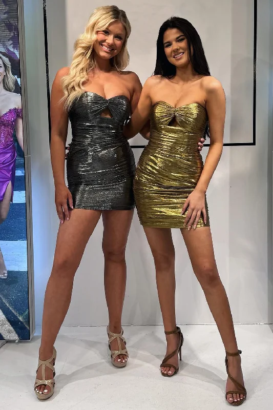 Ball gown party dresses with a full skirt for a princess - like lookGolden Tight Strapless Keyhole Party Dress Ball gown party dresses with a full skirt for a princess - like lookGolden Tight Strapless Keyhole Party Dress