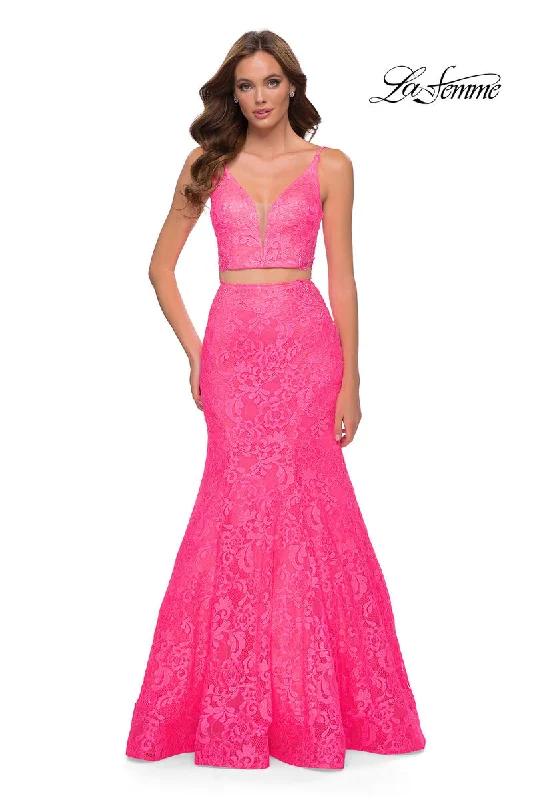 Cocktail party dresses in a classic little black dress style​La Femme Dress 29967