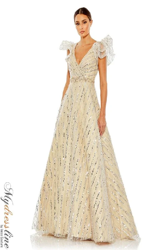 Formal dresses with side - slit pockets and beaded accents for a practical and stylish formal eventMac Duggal 67980 Formal dresses with side - slit pockets and beaded accents for a practical and stylish formal eventMac Duggal 67980