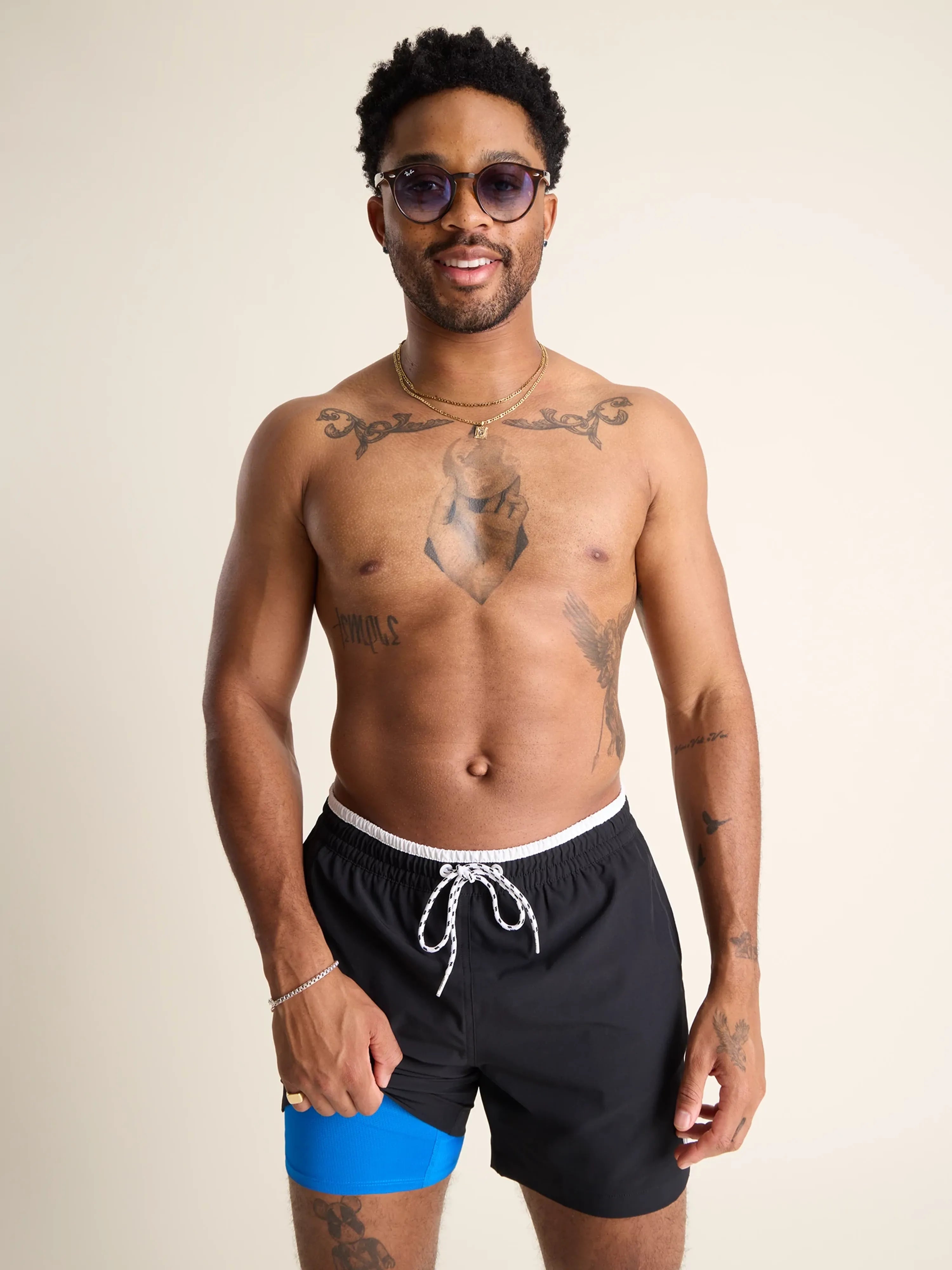 One - piece women swimwear with cut - outs for a stylish and modern appealThe Electric Capes 5.5" (Classic Lined Swim Trunk) One - piece women swimwear with cut - outs for a stylish and modern appealThe Electric Capes 5.5" (Classic Lined Swim Trunk)