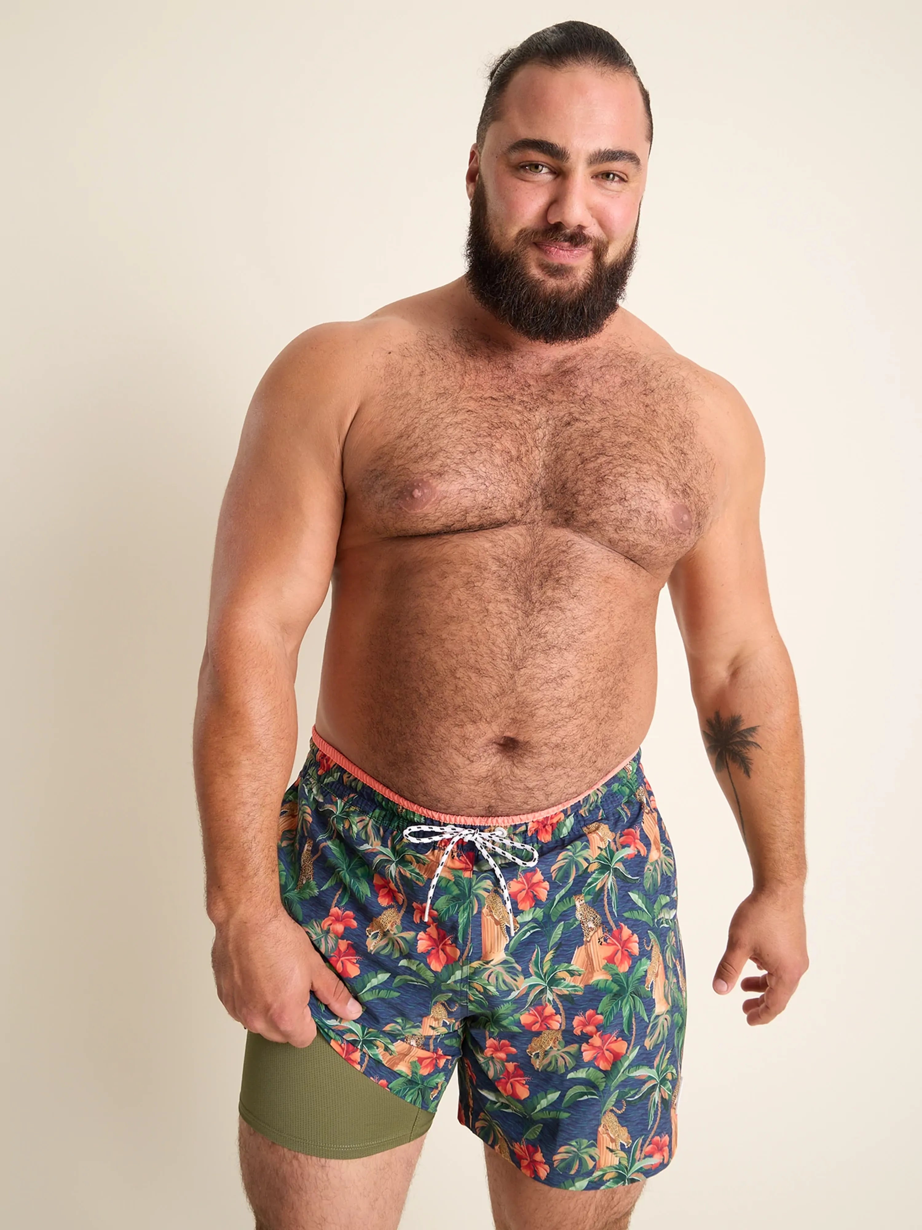 Striped women swimwear with a classic pattern for a timeless beach lookThe Welcome to Paradises 5.5" (Classic Lined Swim Trunk) Striped women swimwear with a classic pattern for a timeless beach lookThe Welcome to Paradises 5.5" (Classic Lined Swim Trunk)