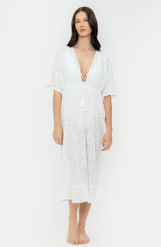 Ankle - length cover ups for a more covered - up and stylish beach lookCover Up / Pareo Blanco Red Bailando Entre Palmas Ankle - length cover ups for a more covered - up and stylish beach lookCover Up / Pareo Blanco Red Bailando Entre Palmas