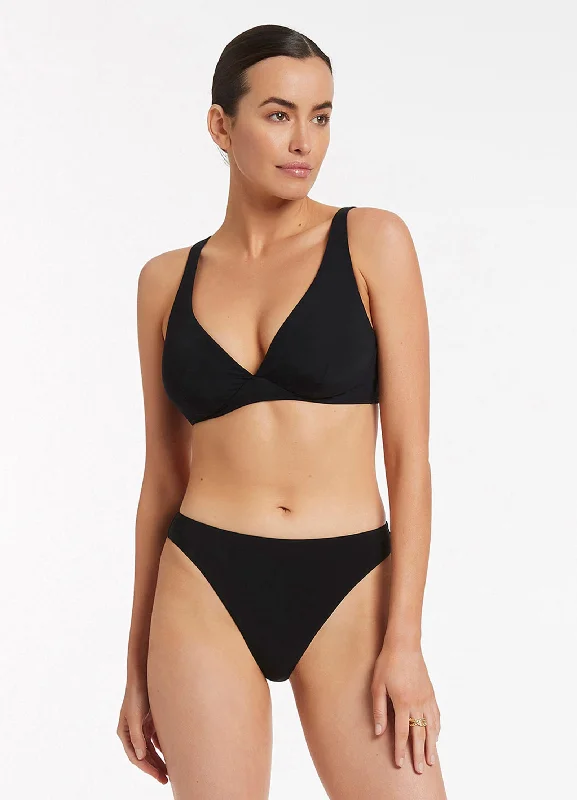 Sustainable bikini made from recycled materials for eco - conscious beachgoersJetset High Legline Pant - Black Sustainable bikini made from recycled materials for eco - conscious beachgoersJetset High Legline Pant - Black